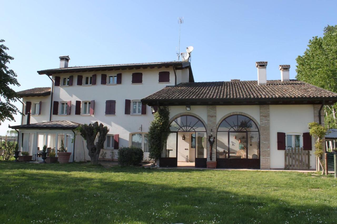 B&B Casa Del Bosco San Michele al Tagliamento Bagian luar foto